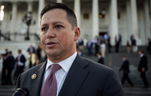 Congress resignation scandal: Two Lawmakers Face Massive Pressure